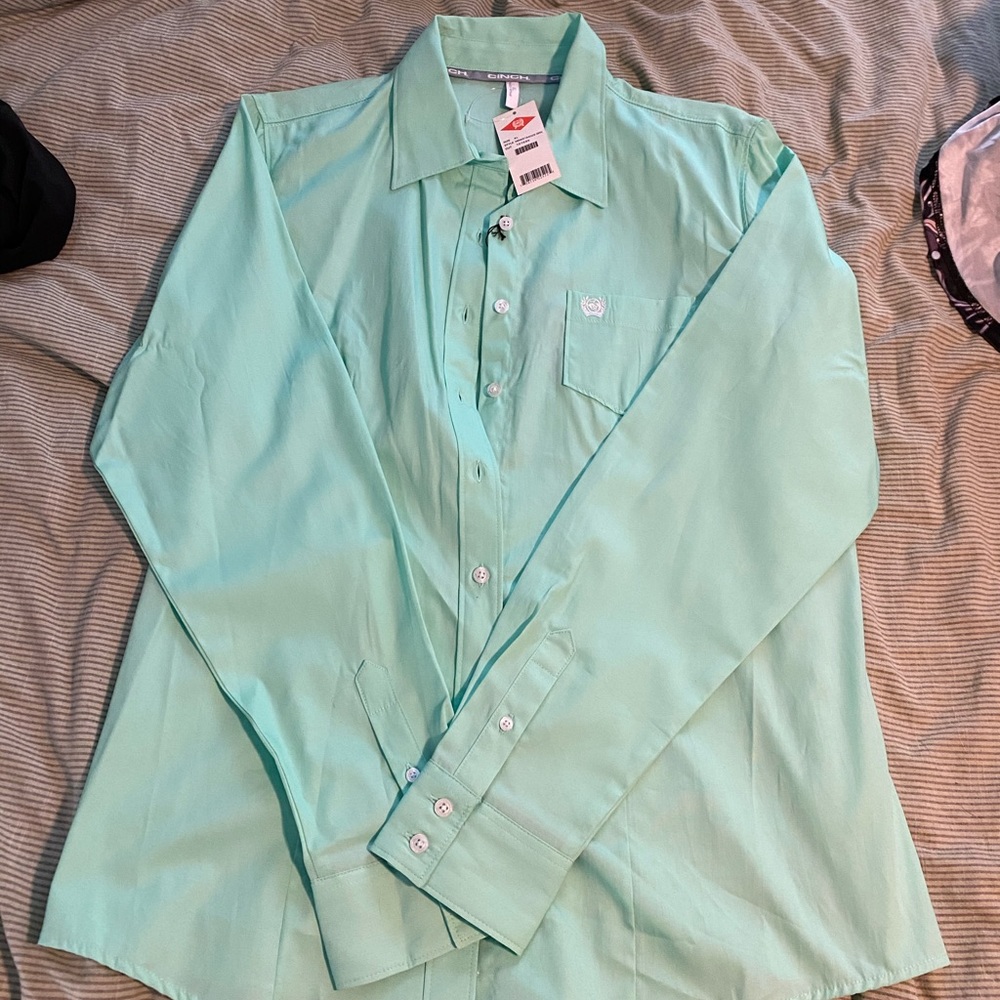 Cinch Button Up